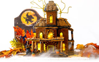 rpm_0000 New England Innkeeper’s Phantom Manor Gingerbread House