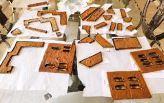 rpm_041 New England Innkeeper’s Phantom Manor Gingerbread House