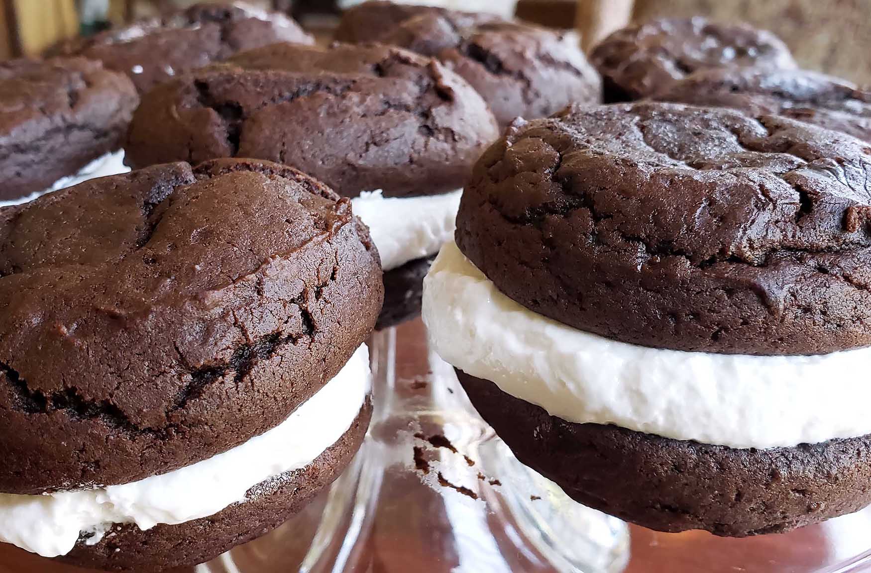 Recipe: Maine's Best Whoopie Pies - New England Innkeeper